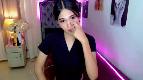 Snapshot of xairah_doux chatting on 10-05-25, 01:59 xairah_doux online show from 10-05-25, 01:59