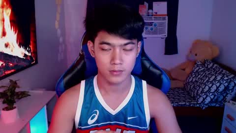 Snapshot of xaldrian_destroyer chatting on 12-08-24, 10:30 Prince Aldrian online show from 12-08-24, 10:30