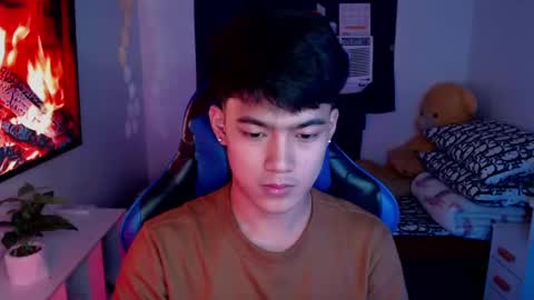 Snapshot of xaldrian_destroyer chatting on 02-10-25, 11:15 Prince Aldrian online show from 02-10-25, 11:15