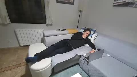 xalegarmax online show from 10-04-25, 09:24