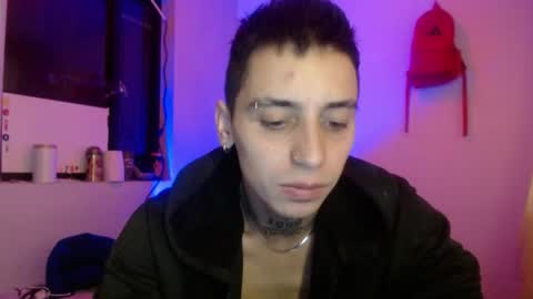 xalejo_max online show from 10-31-25, 07:48