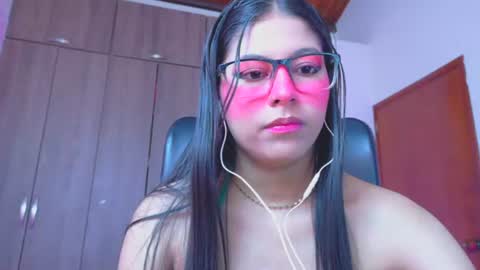 Snapshot of xallysonx_ chatting on 06-22-26, 12:13 XALLYSONX online show from 06-22-26, 12:13
