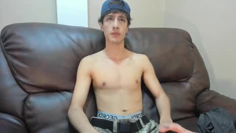 Snapshot of xam_collen chatting on 09-19-25, 03:02 xam_collen online show from 09-19-25, 03:02