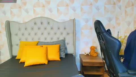 Snapshot of xam_collen chatting on 10-08-25, 01:09 xam_collen online show from 10-08-25, 01:09