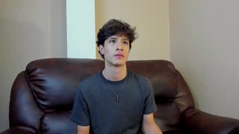 Snapshot of xam_collen chatting on 11-12-25, 04:29 xam_collen online show from 11-12-25, 04:29