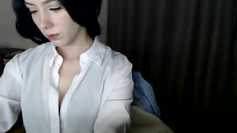 Snapshot of xan_ex chatting on 11-24-25, 02:11 xan_ex online show from 11-24-25, 02:11