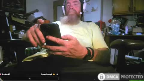 Snapshot of xander71972 chatting on 06-10-26, 07:02 xander71972 online show from 06-10-26, 07:02