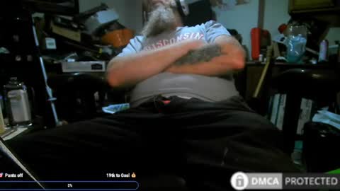 Snapshot of xander71972 chatting on 06-17-26, 02:51 xander71972 online show from 06-17-26, 02:51