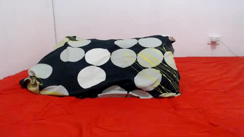 Snapshot of xander743 chatting on 10-14-25, 01:50 Xander online show from 10-14-25, 01:50