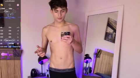 Xander Cardona online show from 09-10-25, 10:43