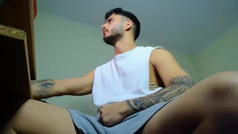 Snapshot of xandercagex chatting on 01-03-25, 08:32 XanderCageX online show from 01-03-25, 08:32