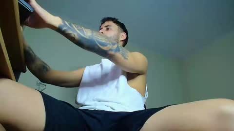 Snapshot of xandercagex chatting on 01-06-25, 09:00 XanderCageX online show from 01-06-25, 09:00