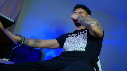 Snapshot of xandercagex chatting on 10-03-25, 05:26 XanderCageX online show from 10-03-25, 05:26