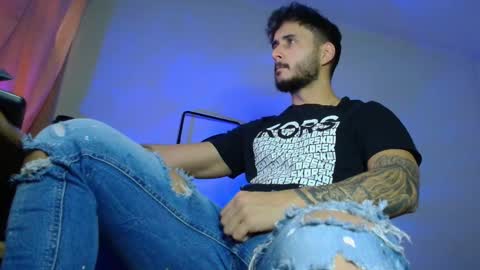 Snapshot of xandercagex chatting on 11-19-25, 08:58 XanderCageX online show from 11-19-25, 08:58