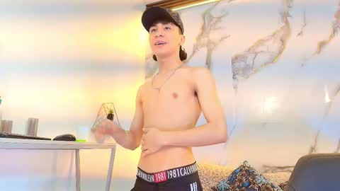 xandergrey8 online show from 03-07-26, 07:44