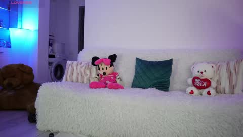 Alexandra online show from 05-16-26, 12:07