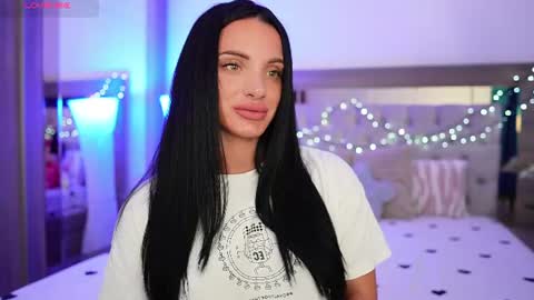 Alexandra online show from 06-29-26, 10:21
