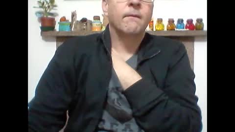 xaramanu online show from 12-21-25, 09:27