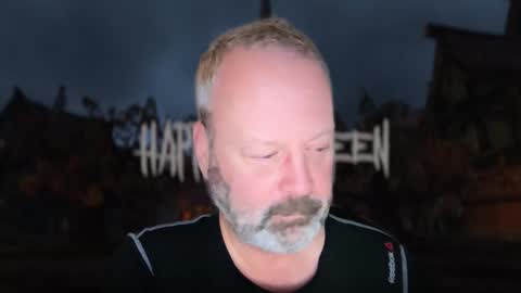 X4RK3V15 online show from 10-31-25, 10:55