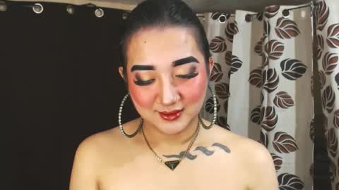 Nira   NOT INTO CHEAP GUYS  online show from 01-18-25, 08:30