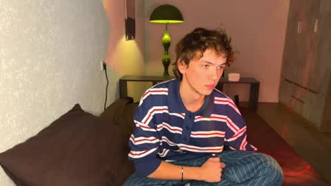 Xavier  PVT open  online show from 03-05-26, 04:03