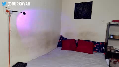 Snapshot of xayahnds chatting on 01-17-26, 11:08 XAYAH online show from 01-17-26, 11:08