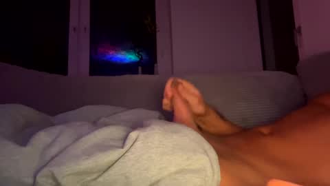 Snapshot of xbonbonx chatting on 01-01-25, 10:03 BonBon online show from 01-01-25, 10:03