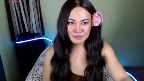 Godess  Lucy online show from 11-30-25, 06:45