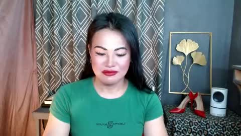 Godess  Lucy online show from 04-23-26, 05:37