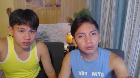 Snapshot of xcigbatecum chatting on 09-09-25, 11:37 Charlie online show from 09-09-25, 11:37