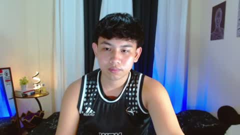 Snapshot of xcigbatecum chatting on 07-13-26, 03:26 Charlie online show from 07-13-26, 03:26