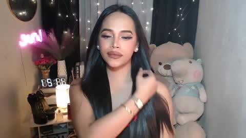 lorainne online show from 12-07-24, 03:19