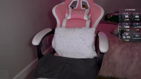 spoil me here  online show from 03-06-25, 02:40