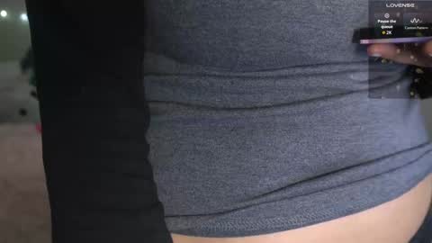 spoil me here  online show from 01-10-26, 08:27