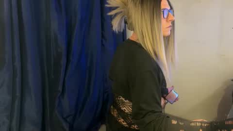 Snapshot of xdresserwithass588292 chatting on 12-19-25, 08:32 xdresserwithass online show from 12-19-25, 08:32