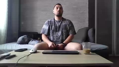 xfikusx44 online show from 01-14-26, 09:48