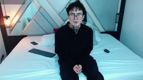 Marco and Veronica online show from 03-06-25, 04:19