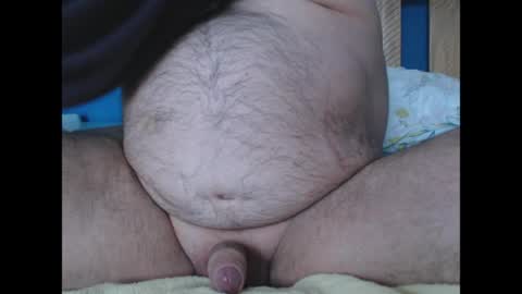 Snapshot of xhungover chatting on 05-17-26, 11:06 Xhungover online show from 05-17-26, 11:06