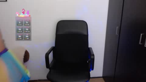 Snapshot of xia_abbey chatting on 11-09-25, 10:19 Xia online show from 11-09-25, 10:19