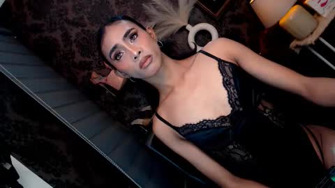 ur new addiction is here online show from 09-30-25, 09:03