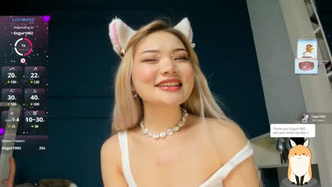 Snapshot of xiao_mei_ chatting on 12-13-24, 02:32 Sweetie online show from 12-13-24, 02:32