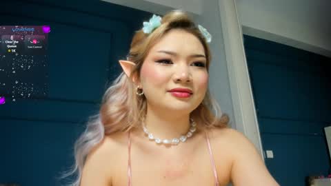 Snapshot of xiao_mei_ chatting on 12-31-24, 02:19 Sweetie online show from 12-31-24, 02:19