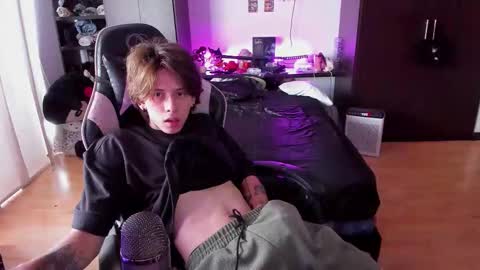 xIce Boy online show from 03-09-26, 02:54