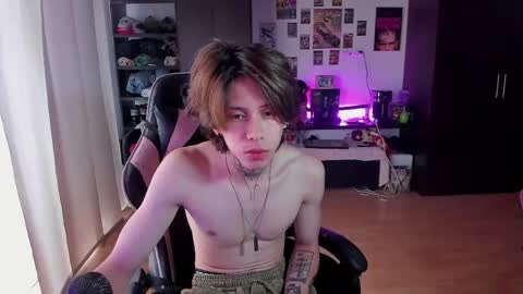 xIce Boy online show from 04-16-26, 09:50