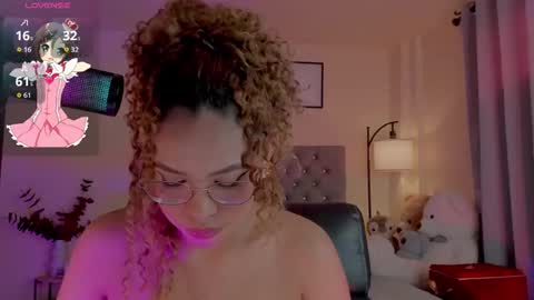 camila online show from 12-19-25, 08:05