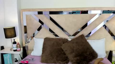 Xime  online show from 03-01-26, 03:08