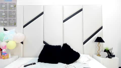 ximenacosta online show from 04-06-26, 12:39