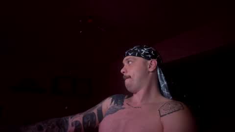 xjohndoe20x online show from 01-05-25, 03:43