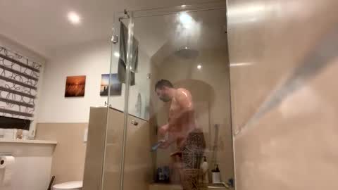 xl1905 online show from 12-03-25, 05:26