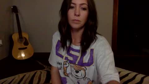 xLacyy online show from 09-26-25, 04:27